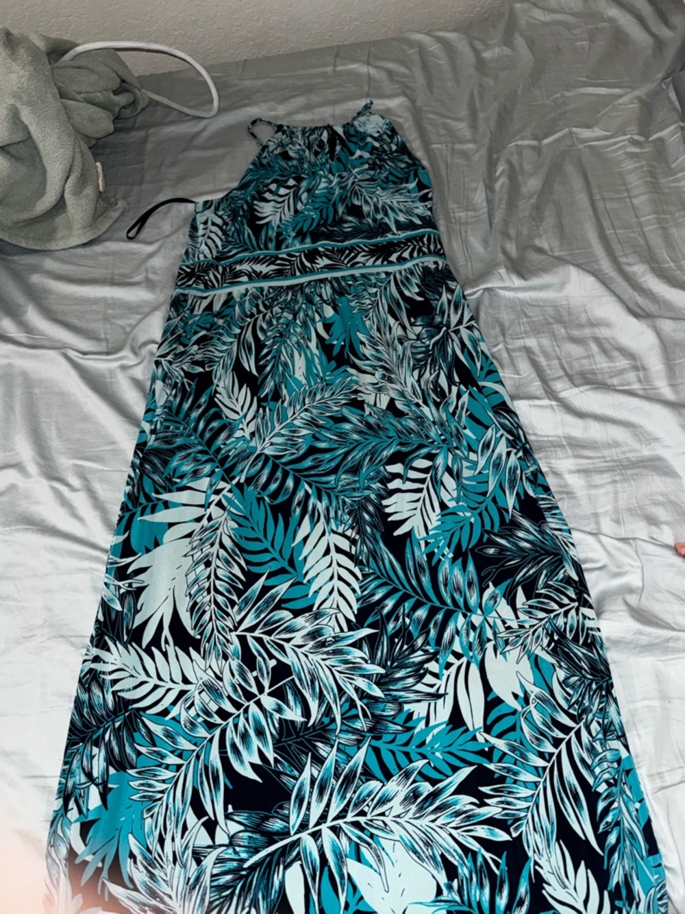 Roz & Ali Blue Tropical Print Maxi Dress - Picture 3 of 10